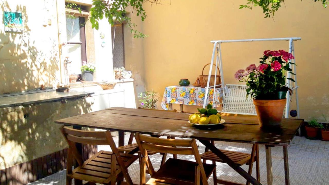B&B Etnea Centoundici Nicolosi Exteriér fotografie